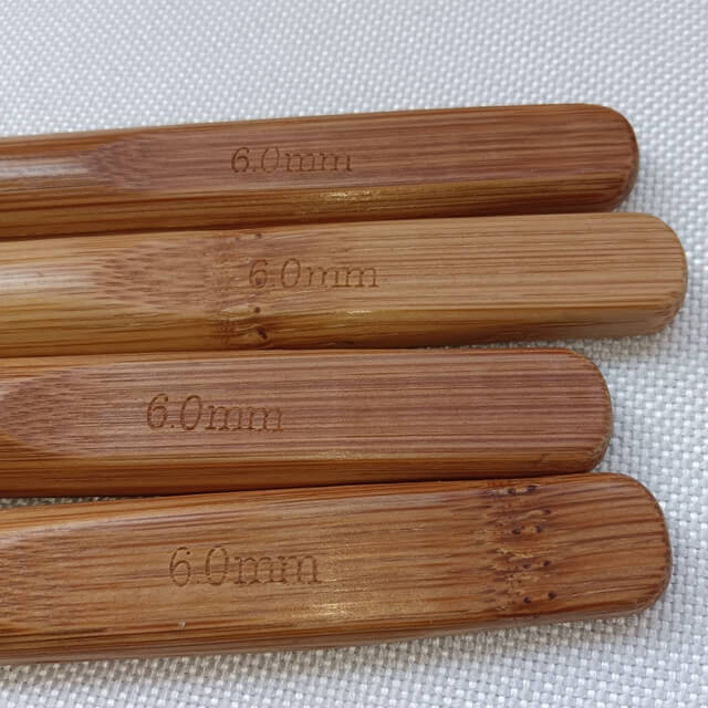 Ergonomic Crochet Hooks Bamboo Grip