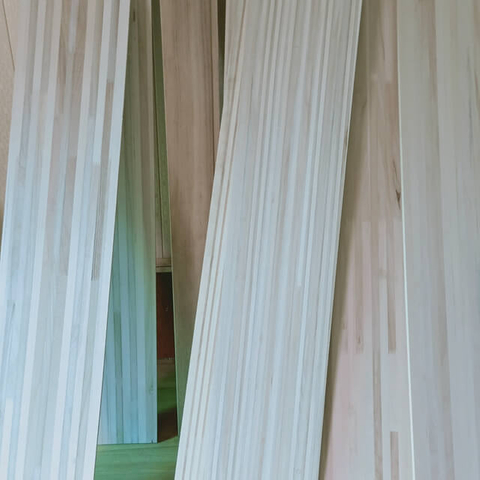 Anima in Paulownia laminata verticalmente per tavole da surf